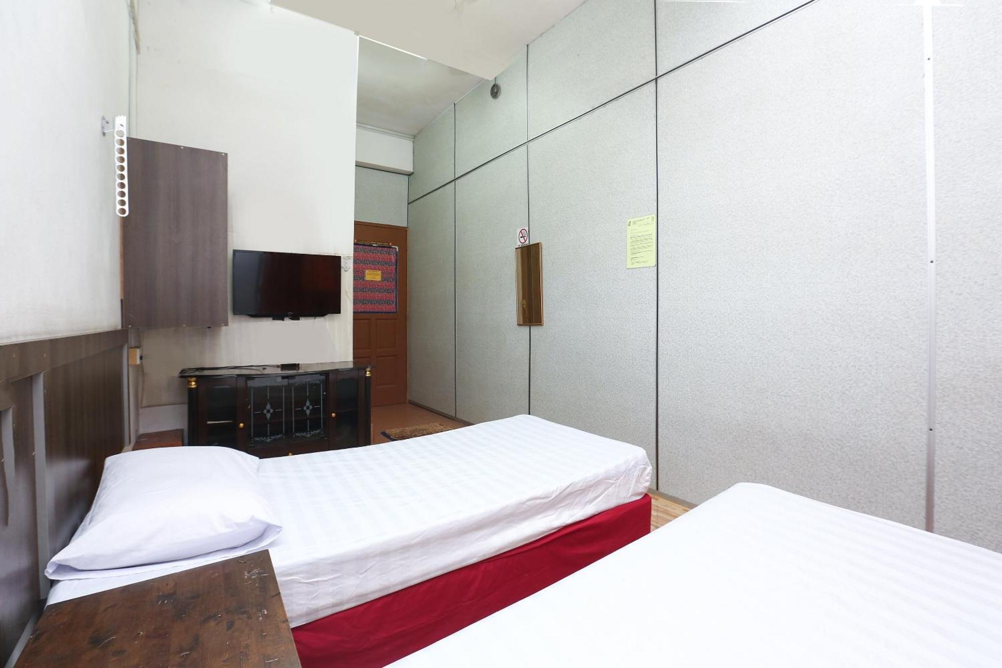 Oyo 89755 D&D Budget Inn Kota Bharu Exterior photo