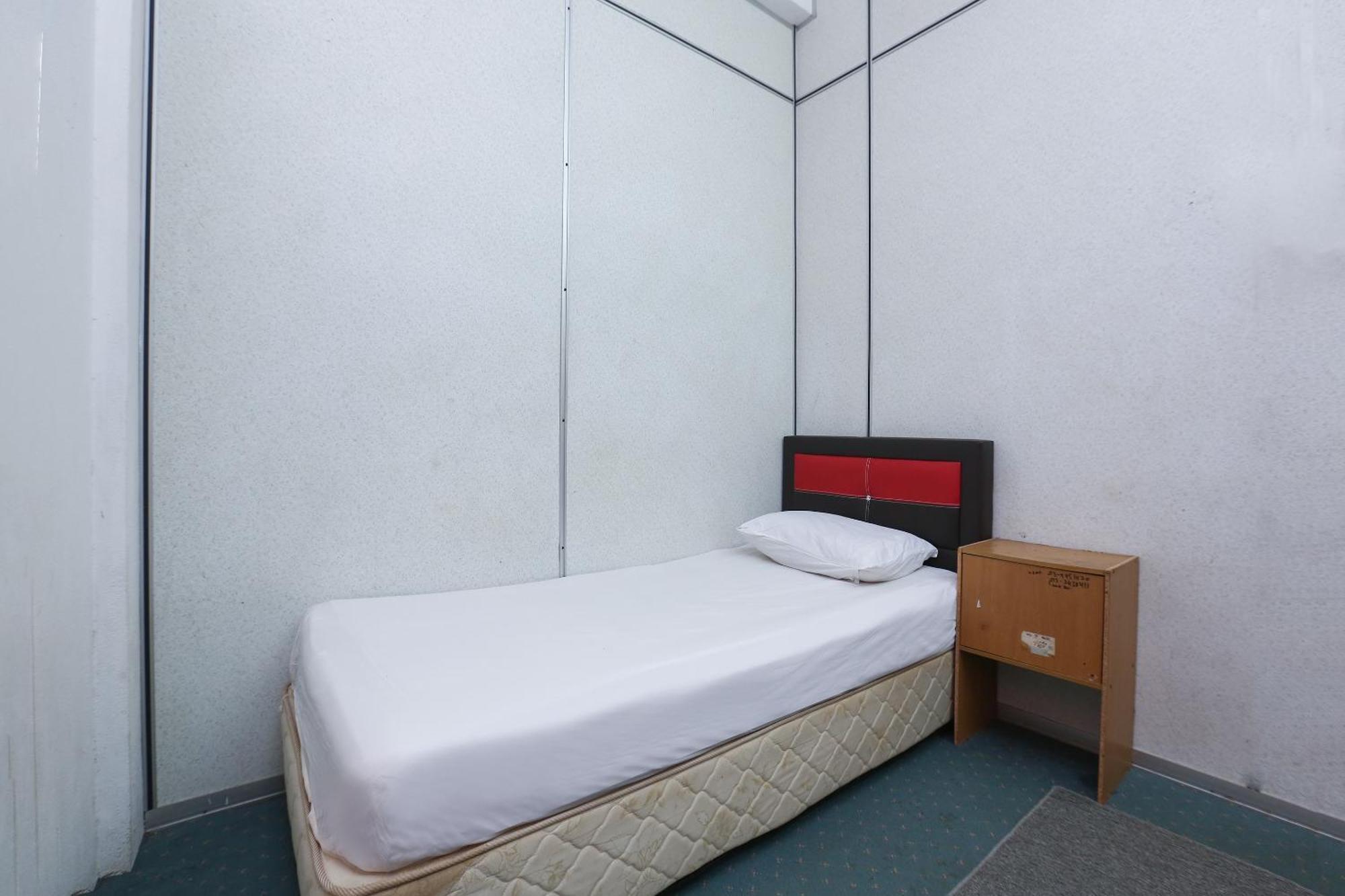 Oyo 89755 D&D Budget Inn Kota Bharu Exterior photo