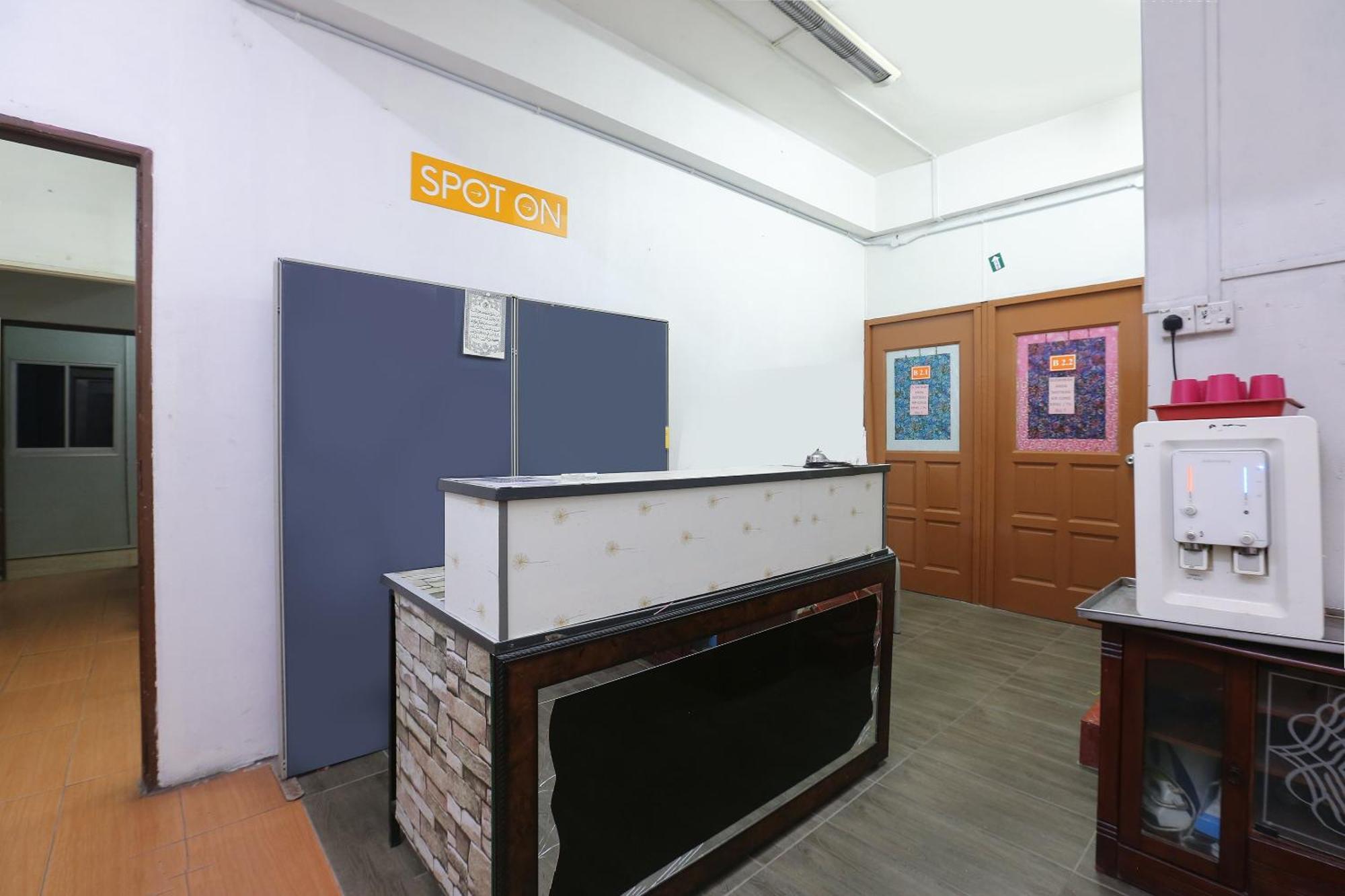 Oyo 89755 D&D Budget Inn Kota Bharu Exterior photo