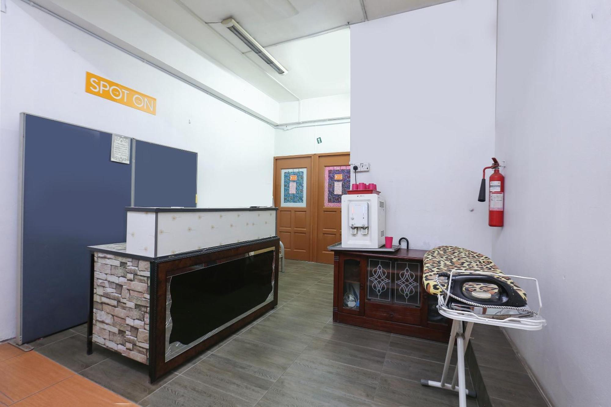 Oyo 89755 D&D Budget Inn Kota Bharu Exterior photo
